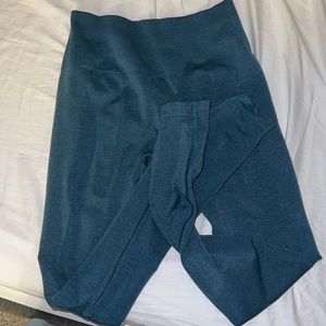 Alphalete amplify leggings